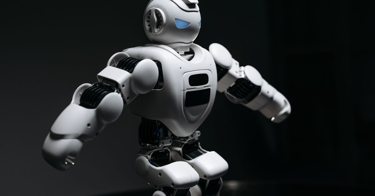 AI Robots Shift From Task Automation to Emotional Support in Homes