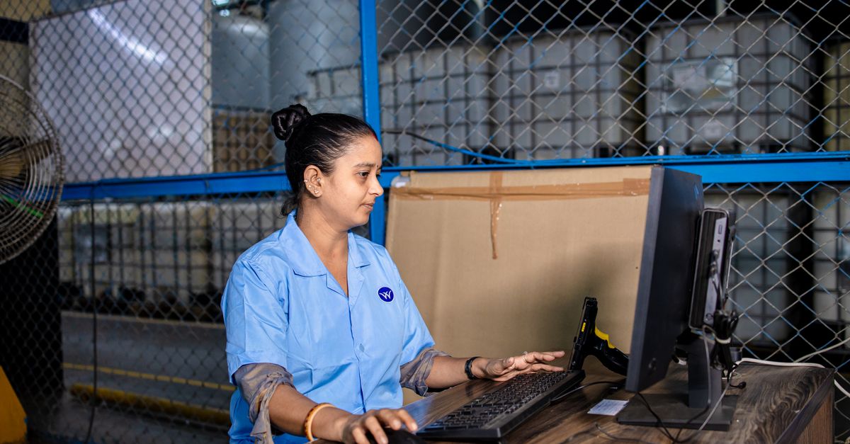 Amazon Closes Mechanical Turk to New Users, Reshaping AI Training