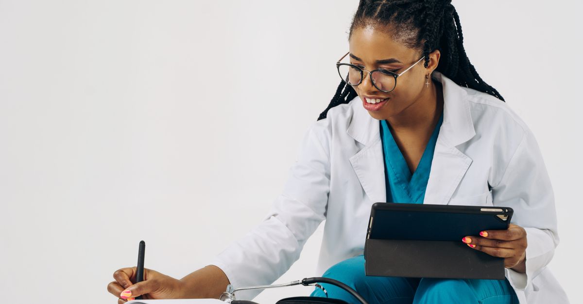 Major Health Systems Rush to Create AI Leadership Positions