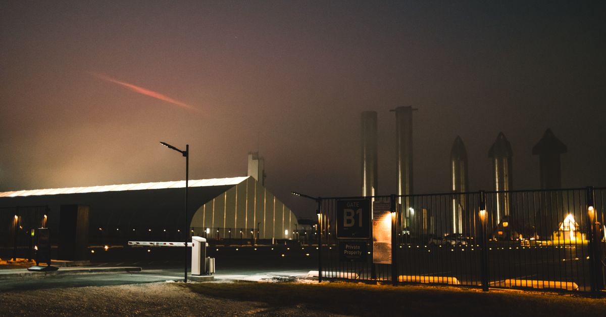 Musk's Reframing of Anthropic Deal Contradicts SpaceX Filing