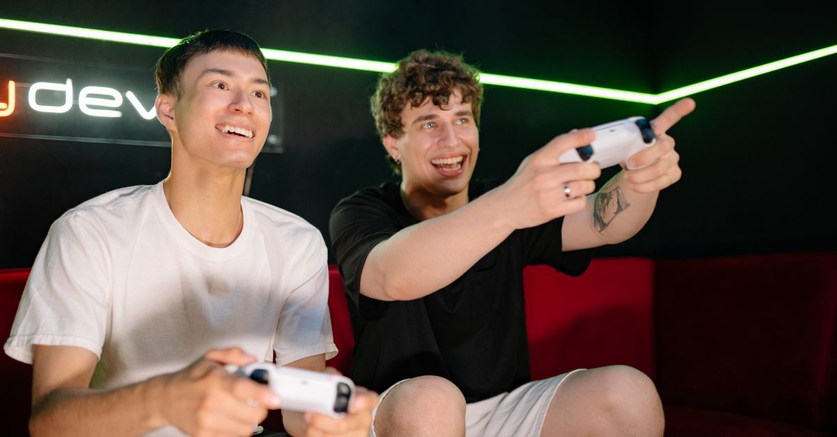 New Framework Helps AI Agents Learn Cooperation in Competitive Games