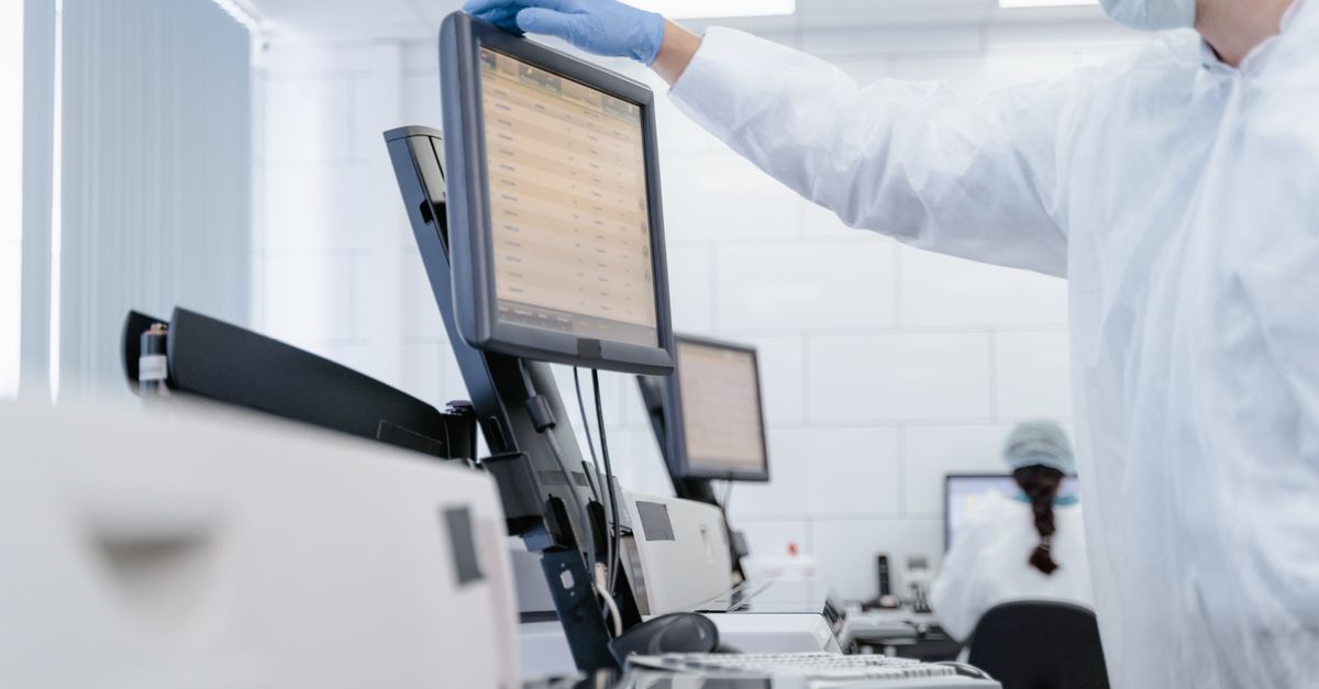 Y Combinator-backed startup uses AI to design personalized cancer vaccines for dogs